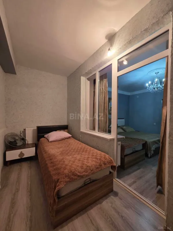 Kirayə verilir 2 otaqlı mənzil 70 m²