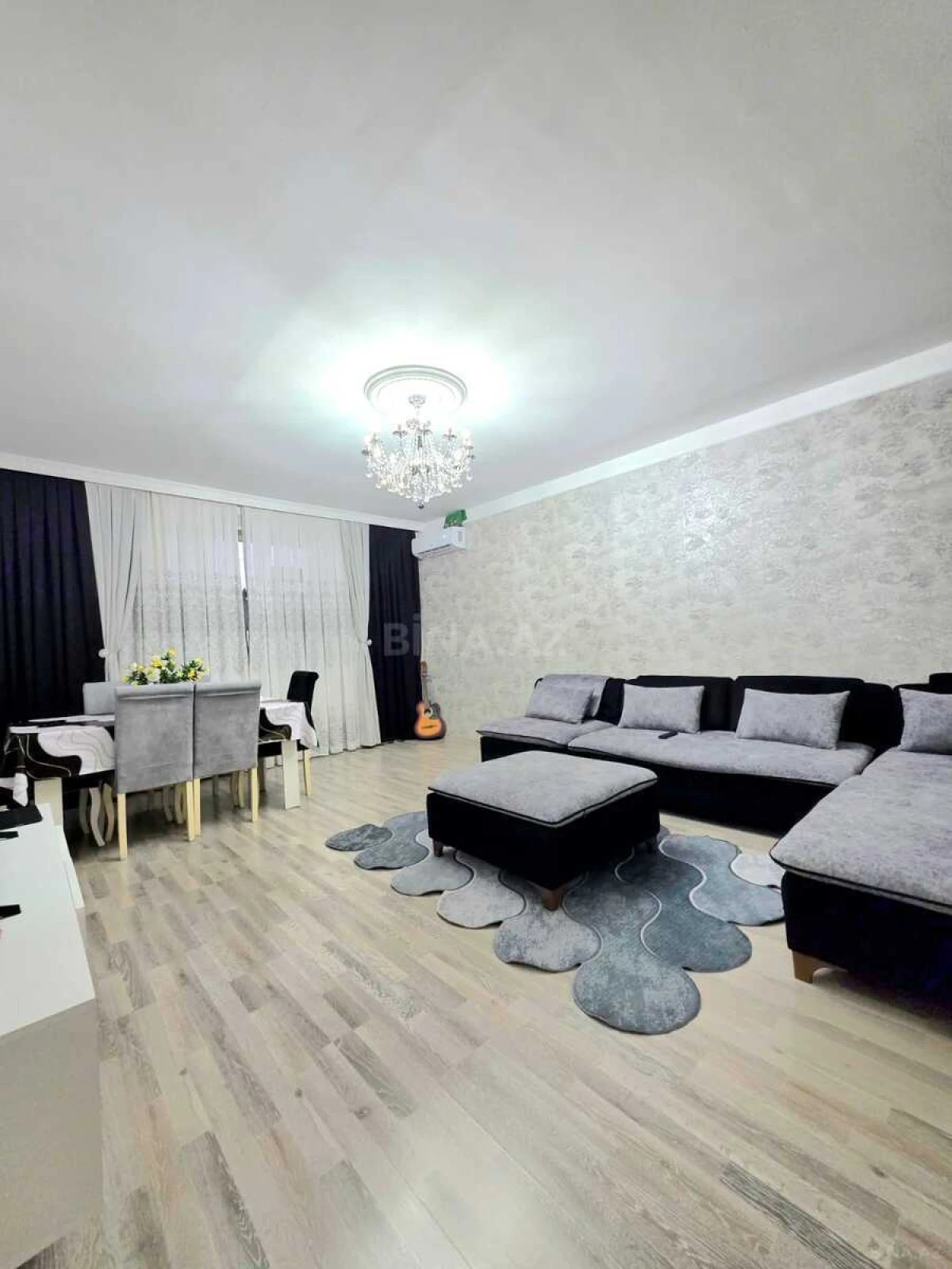 Kirayə verilir 2 otaqlı mənzil 70 m²