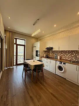 Kirayə verilir 1 otaqlı mənzil 55 m²