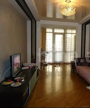 Kirayə verilir 2 otaqlı mənzil 65 m²
