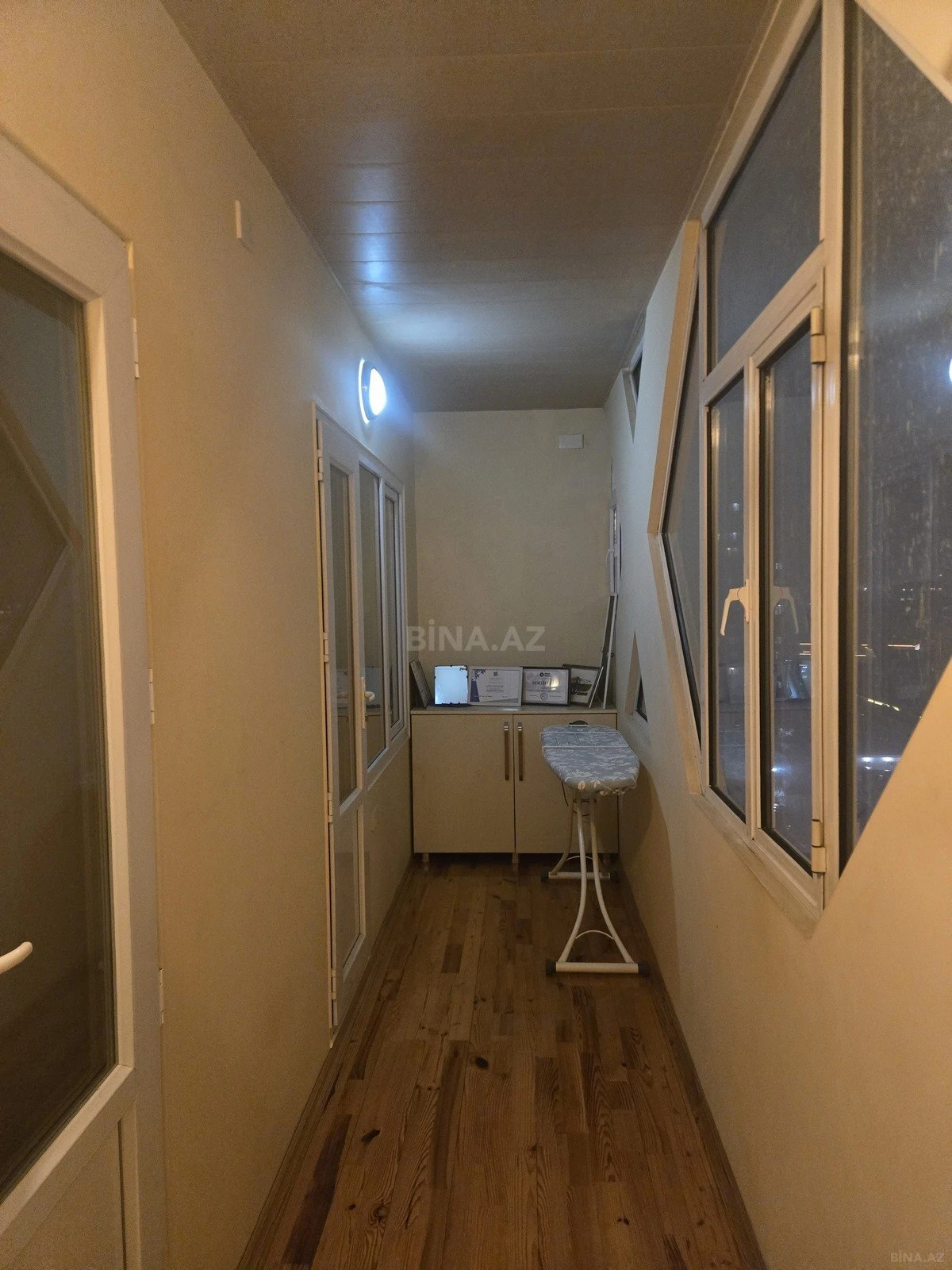 Satılır 4 otaqlı mənzil 120 m²