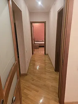 Satılır 4 otaqlı mənzil 120 m²