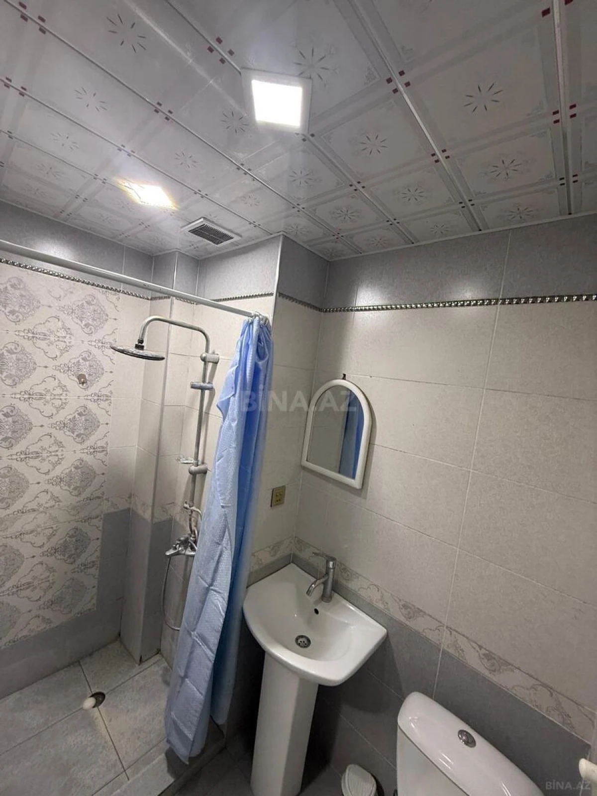Kirayə verilir 3 otaqlı mənzil 105 m²