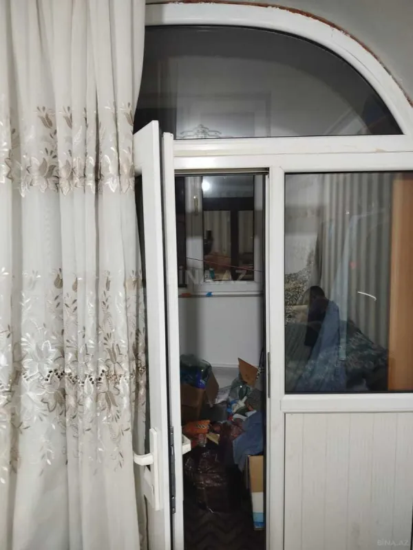 Satılır 1 otaqlı mənzil 42 m²