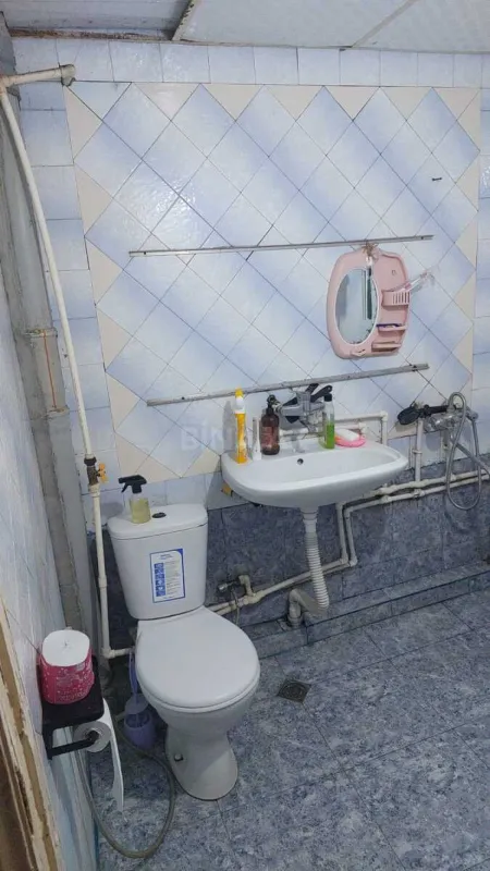 Satılır 1 otaqlı mənzil 42 m²