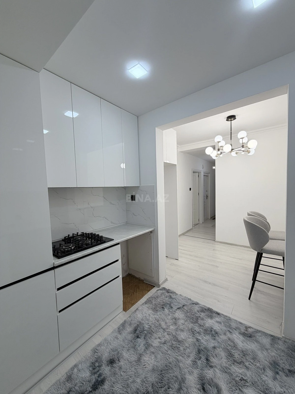 Satılır 2 otaqlı mənzil 55 m²