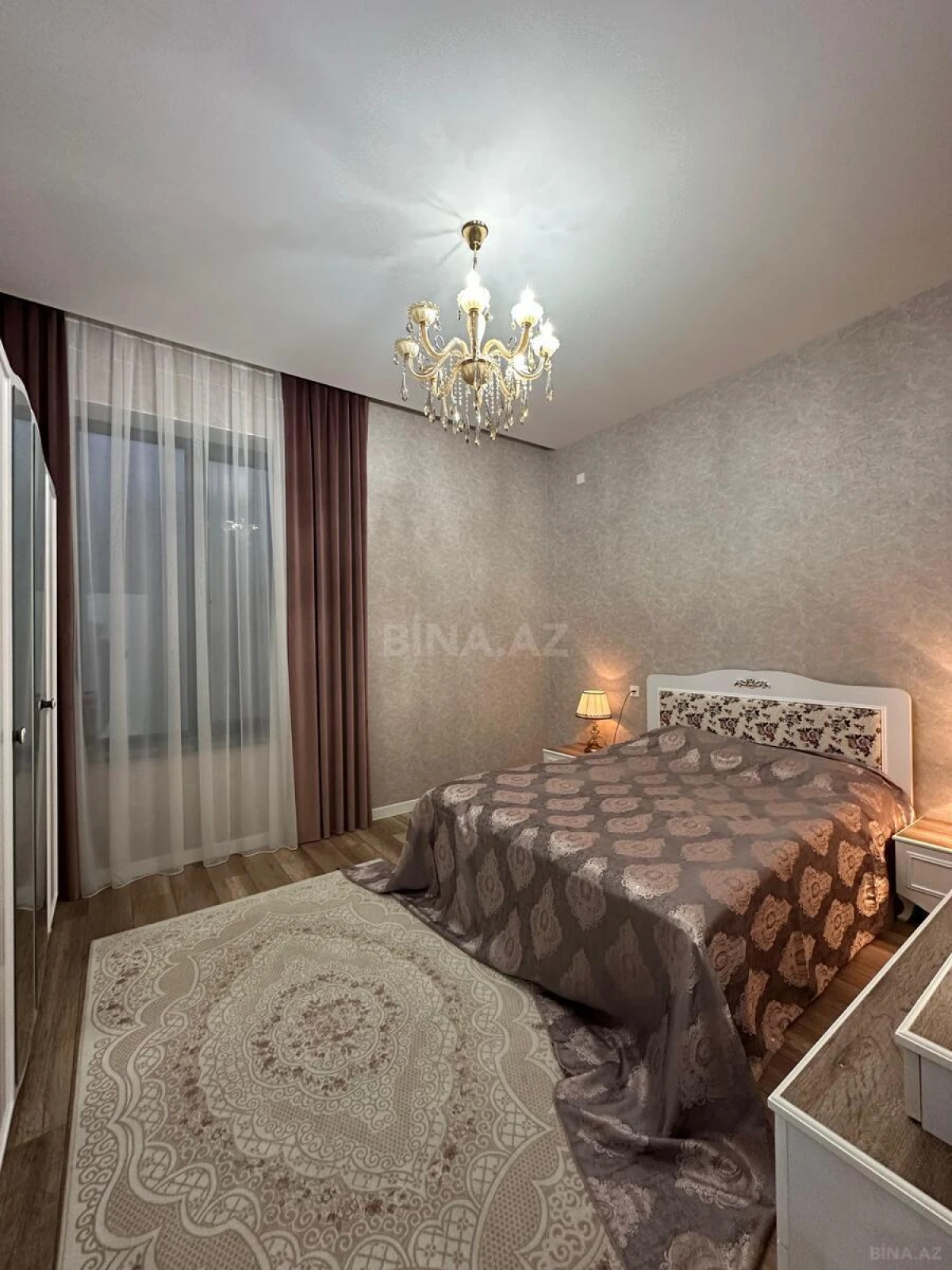 Satılır 4 otaqlı həyət evi 200 m²