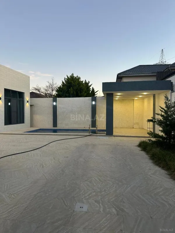 Satılır 4 otaqlı həyət evi 200 m²