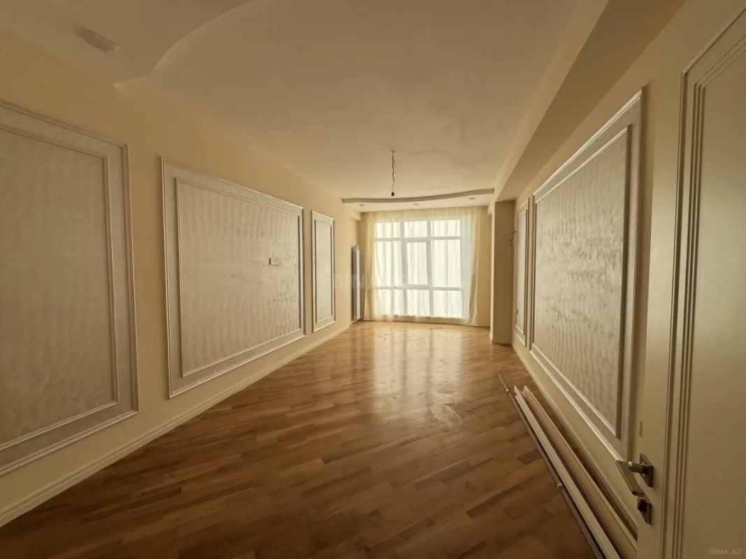 Kirayə verilir 2 otaqlı mənzil 90 m²