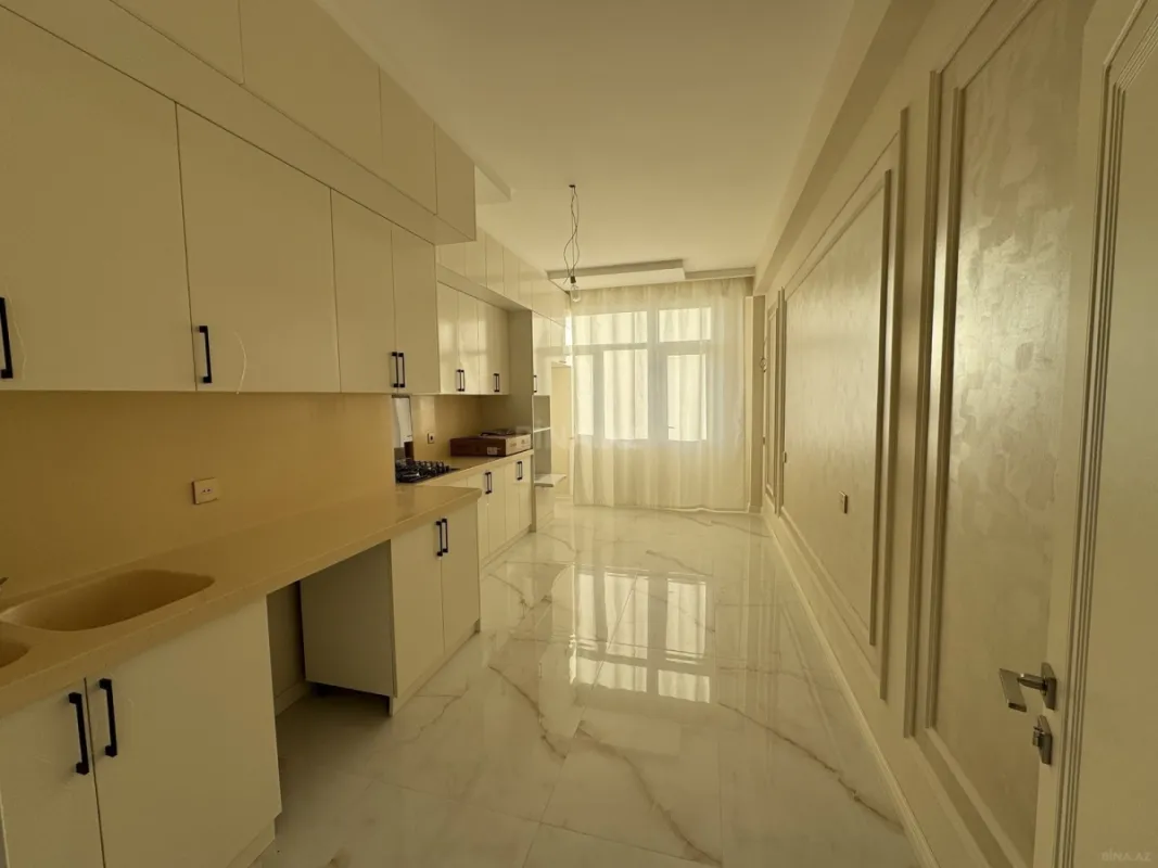 Kirayə verilir 2 otaqlı mənzil 90 m²
