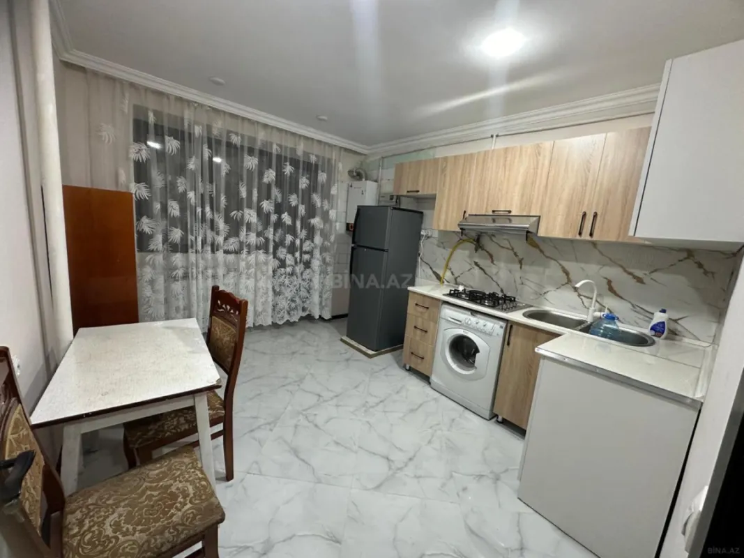 Kirayə verilir 2 otaqlı mənzil 60 m²