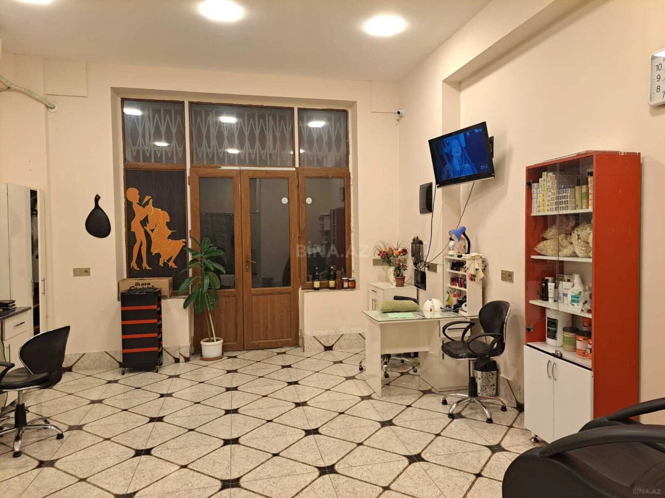 Satılır obyekt 48 m²