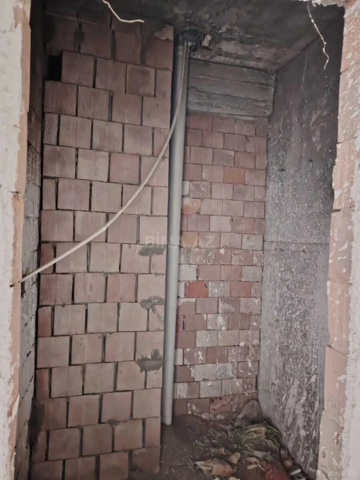 Satılır 3 otaqlı mənzil 130 m²