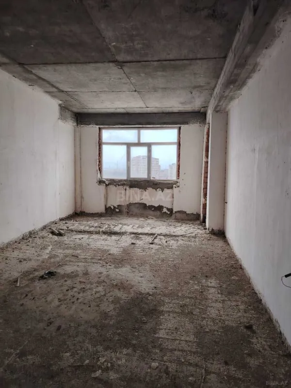 Satılır 3 otaqlı mənzil 130 m²