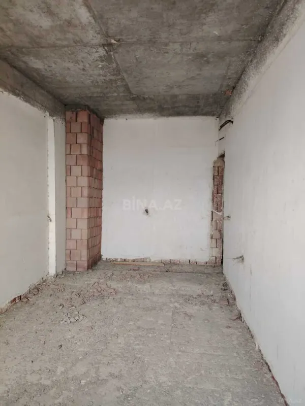 Satılır 3 otaqlı mənzil 130 m²