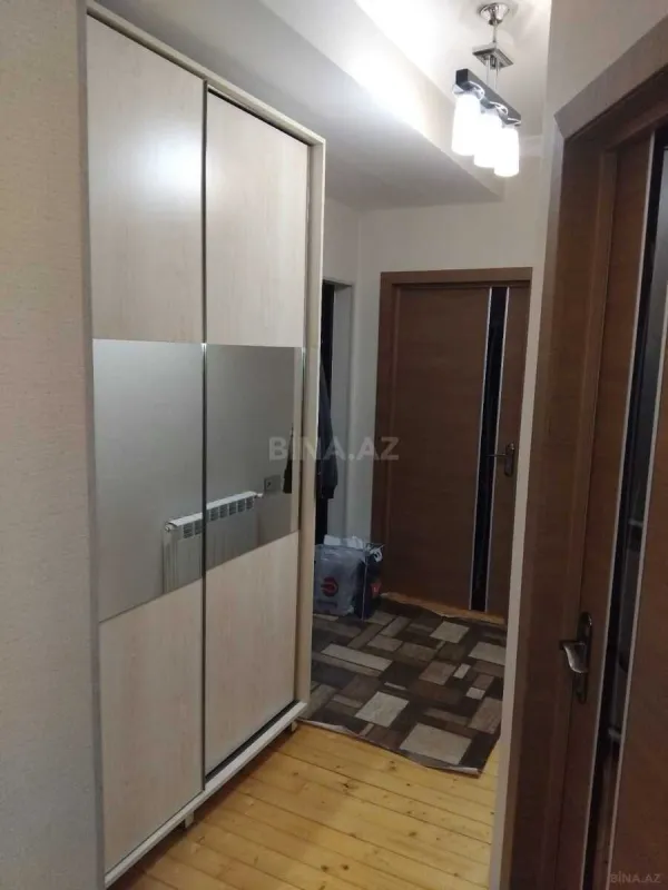 Kirayə verilir 2 otaqlı mənzil 65 m²