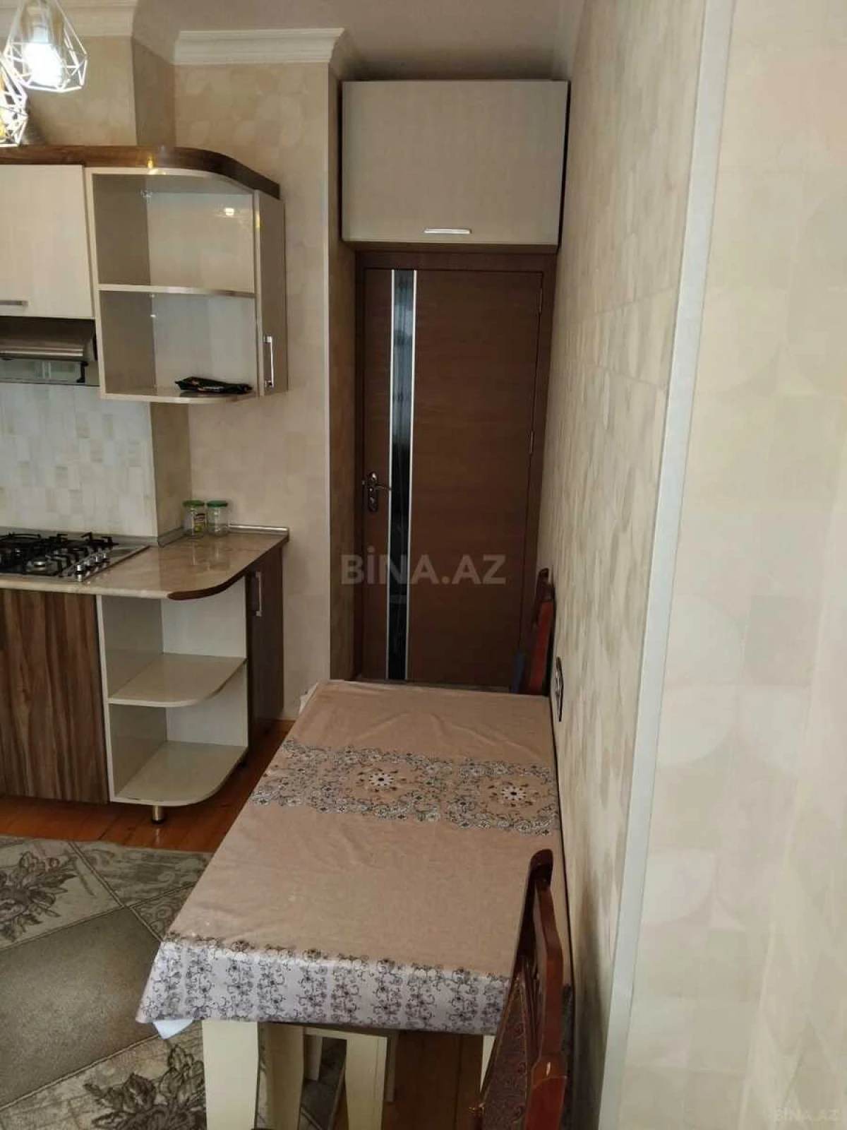Kirayə verilir 2 otaqlı mənzil 65 m²