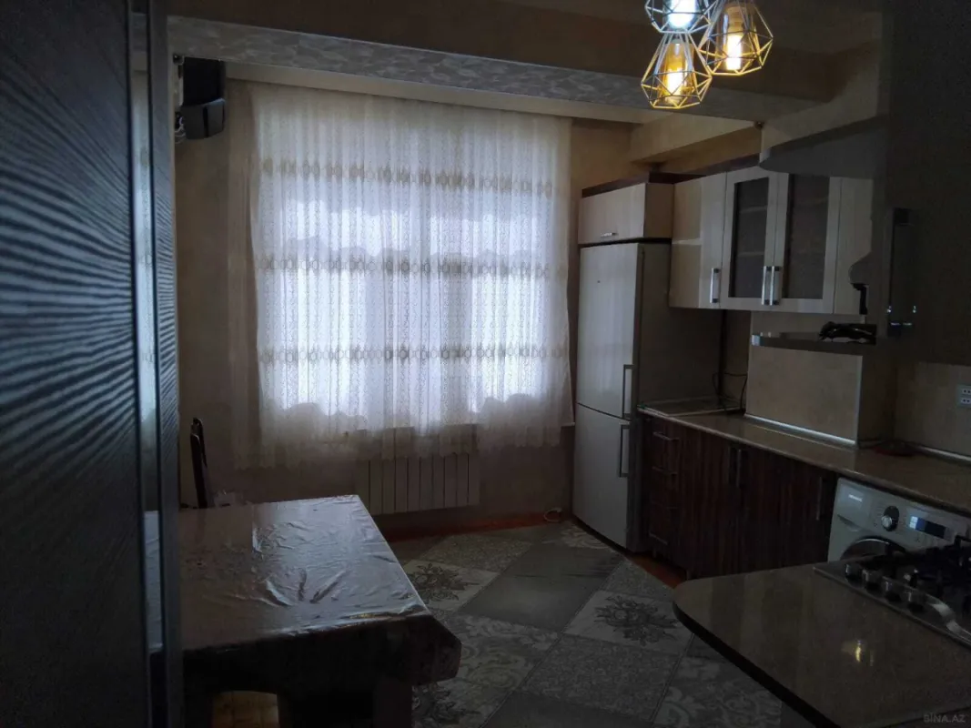 Kirayə verilir 2 otaqlı mənzil 65 m²