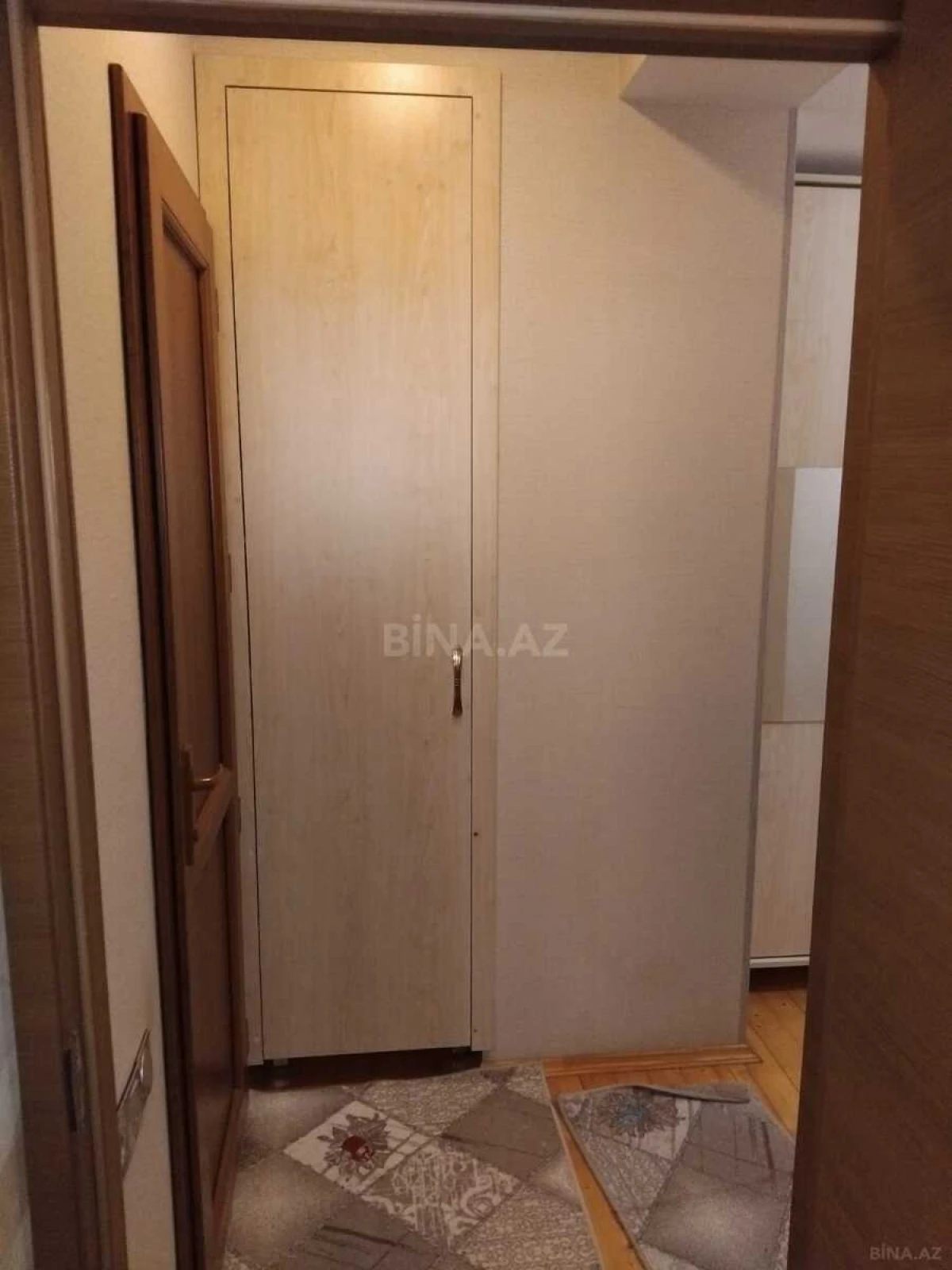 Kirayə verilir 2 otaqlı mənzil 65 m²