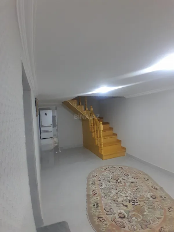 Satılır 5 otaqlı həyət evi 130 m²