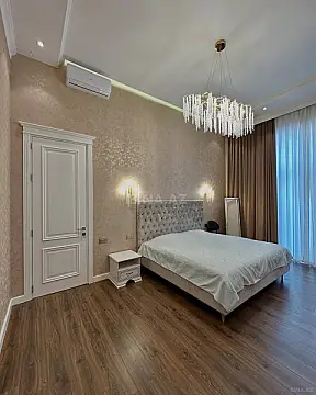Kirayə verilir 5 otaqlı həyət evi 350 m²