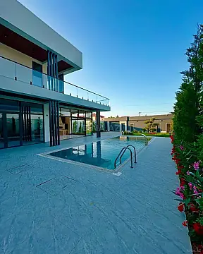 Kirayə verilir 5 otaqlı həyət evi 350 m²