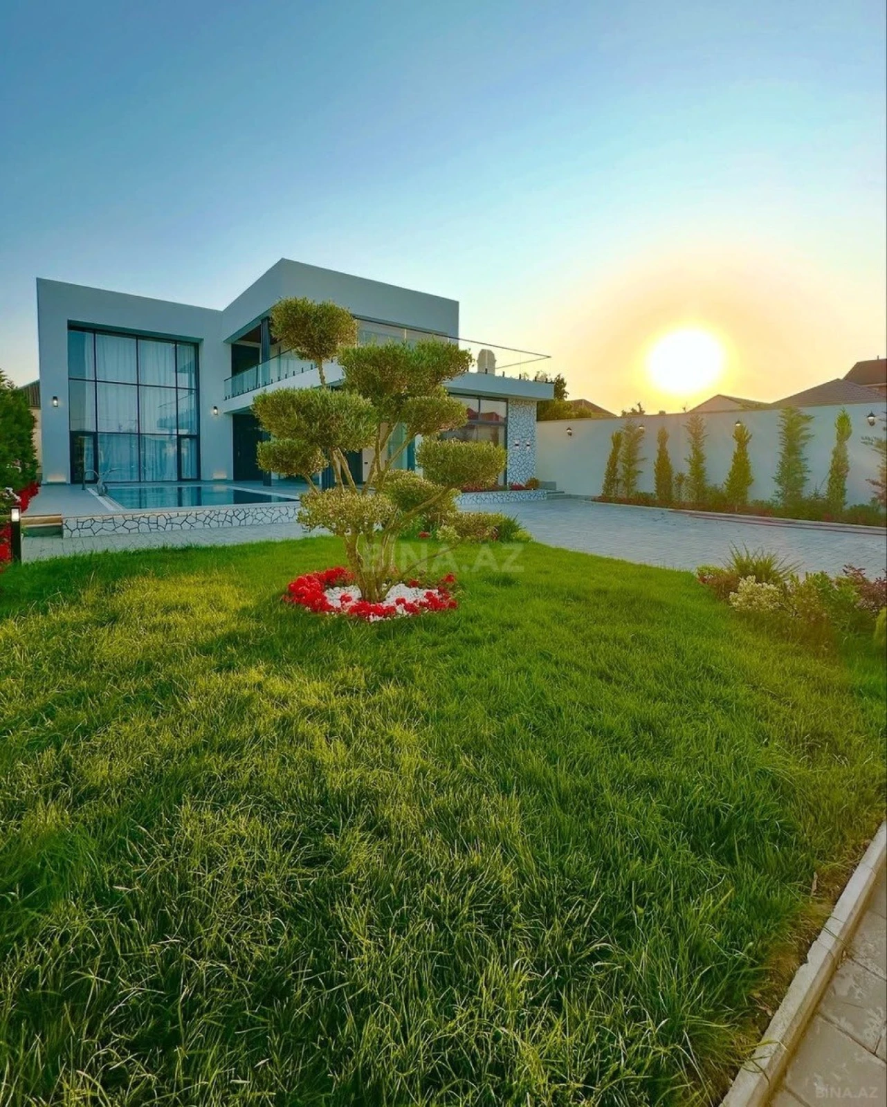 Kirayə verilir 5 otaqlı həyət evi 350 m²
