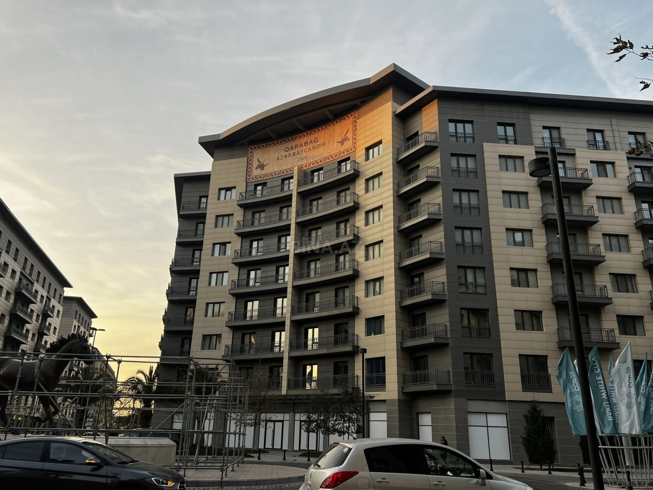 Satılır 3 otaqlı mənzil 120 m²