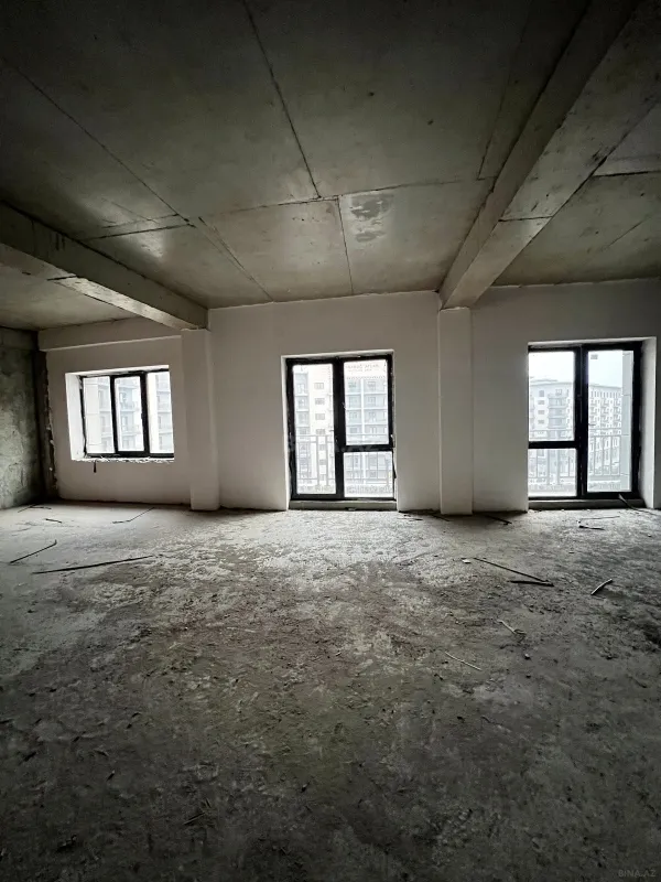 Satılır 3 otaqlı mənzil 120 m²