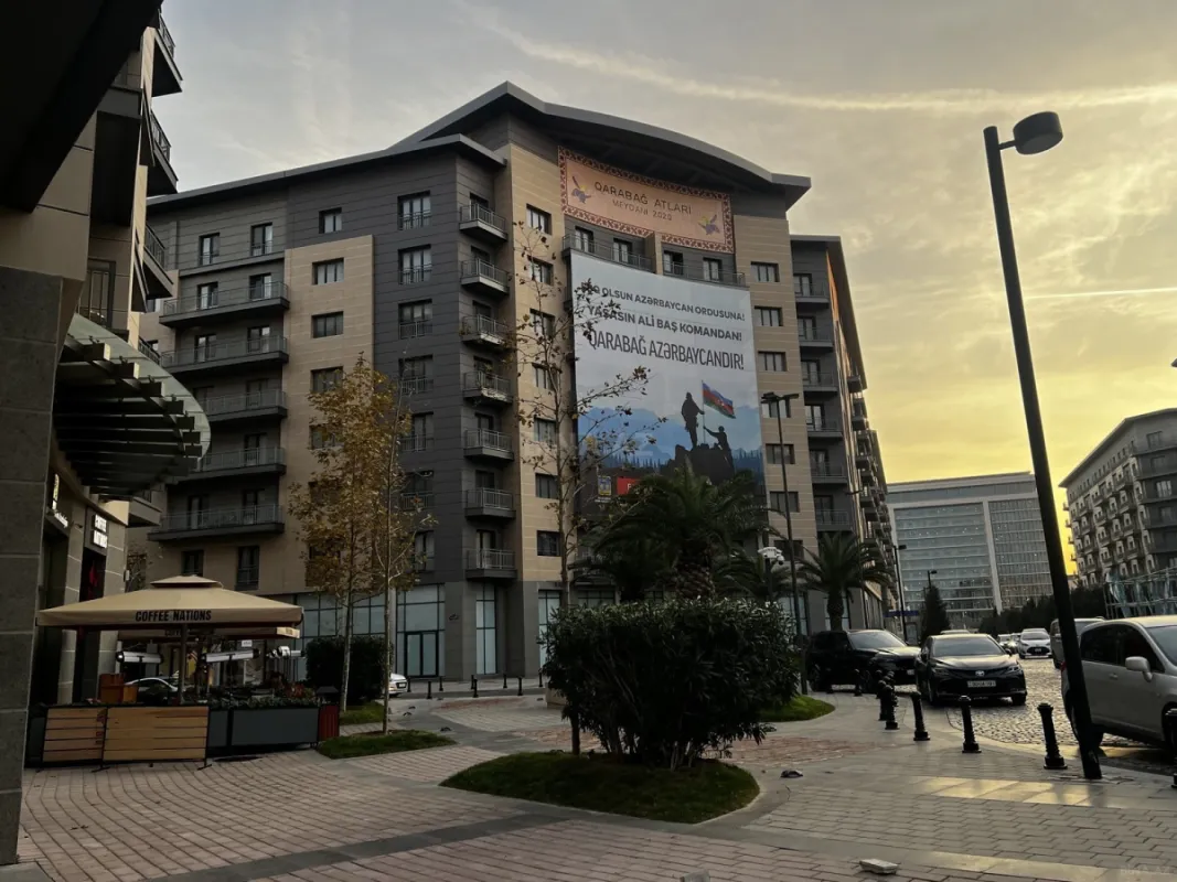 Satılır 3 otaqlı mənzil 120 m²