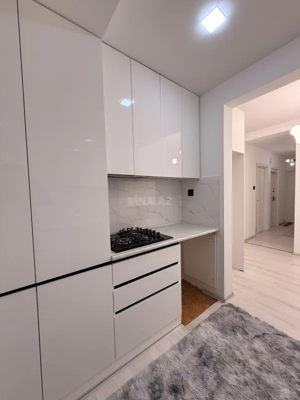 Satılır 2 otaqlı mənzil 65 m²