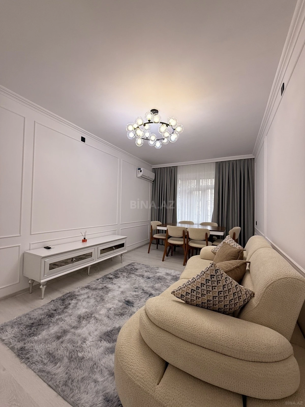 Satılır 2 otaqlı mənzil 65 m²