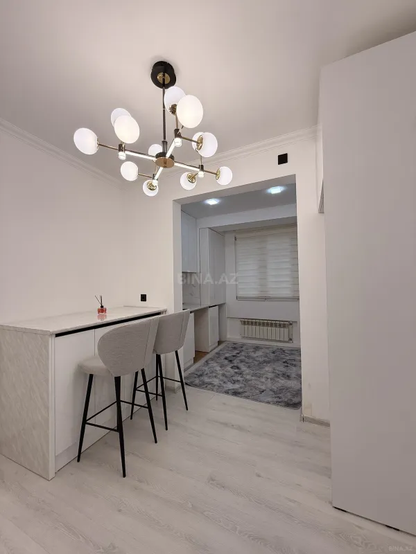 Satılır 2 otaqlı mənzil 65 m²