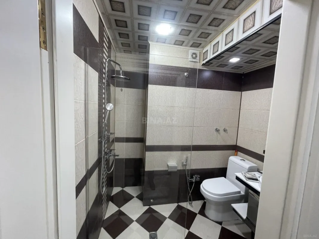 Kirayə verilir 2 otaqlı mənzil 68 m²