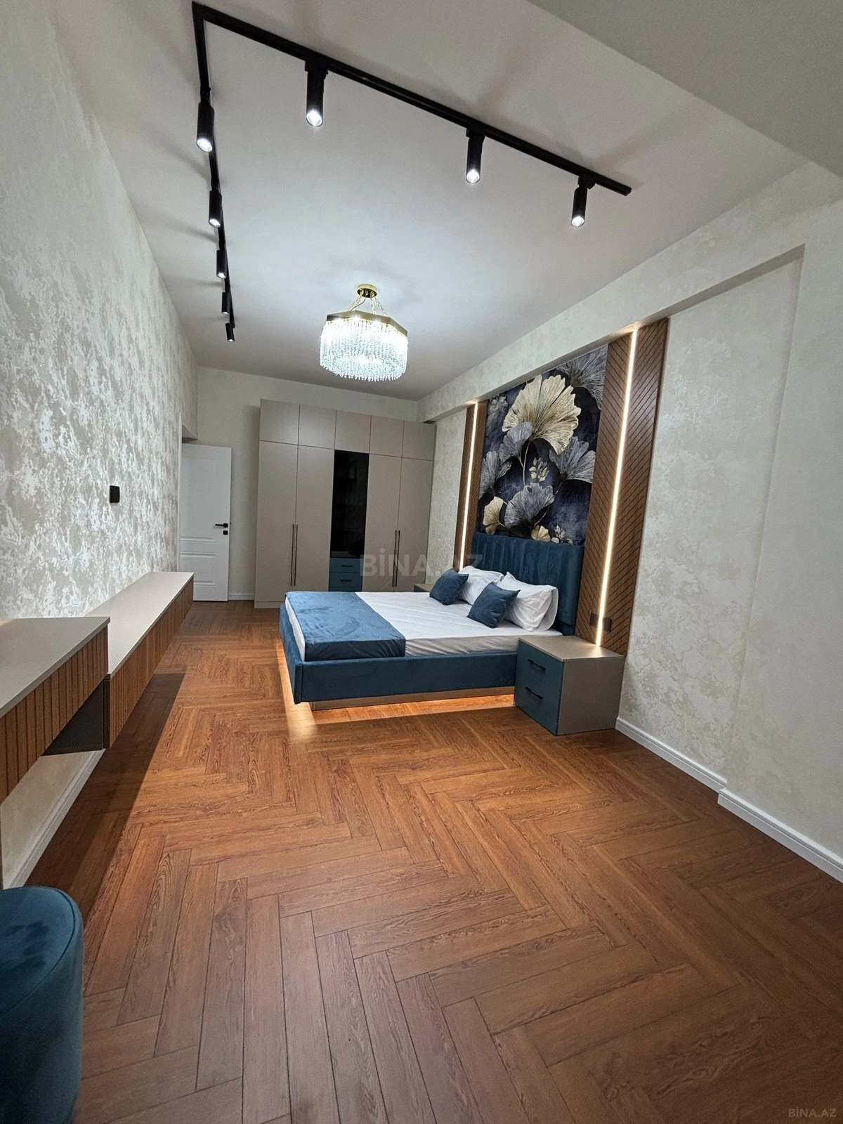 Satılır 3 otaqlı mənzil 96 m²