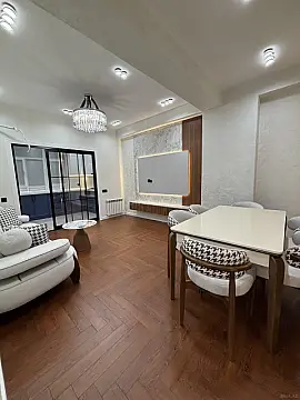 Satılır 3 otaqlı mənzil 96 m²