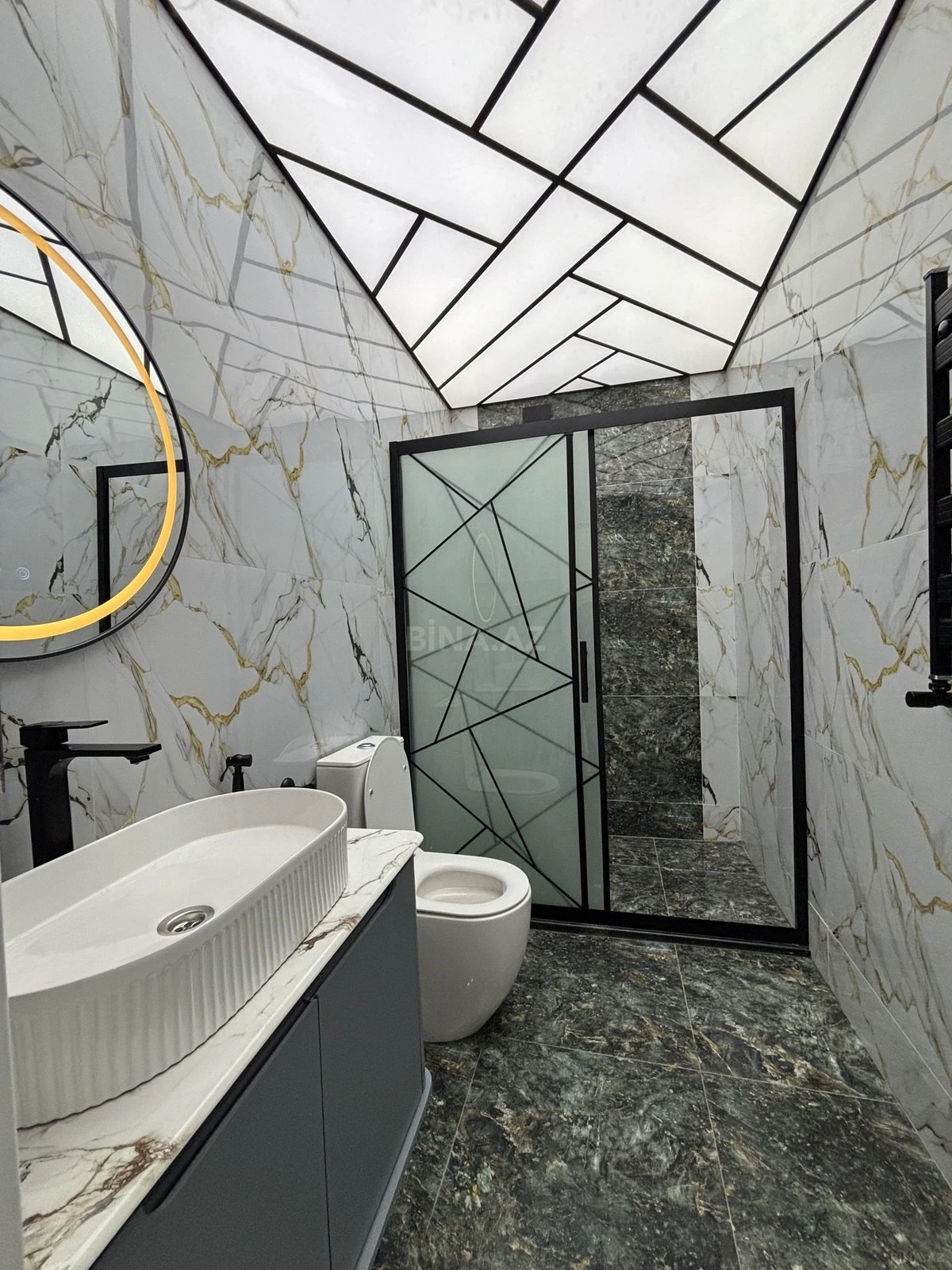 Satılır 3 otaqlı mənzil 96 m²