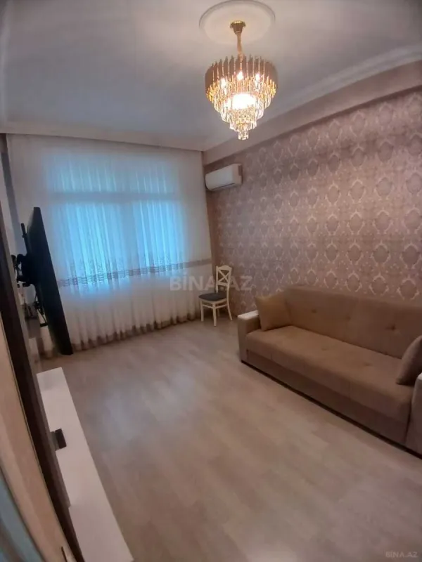 Satılır 1 otaqlı mənzil 40 m²