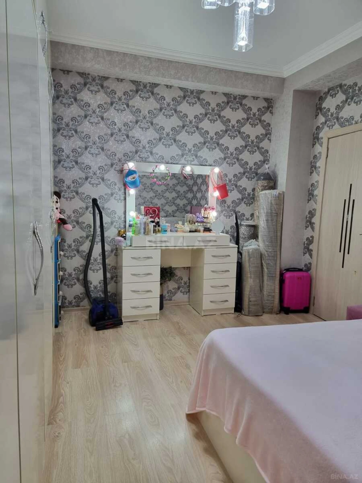 Satılır 3 otaqlı mənzil 70 m²