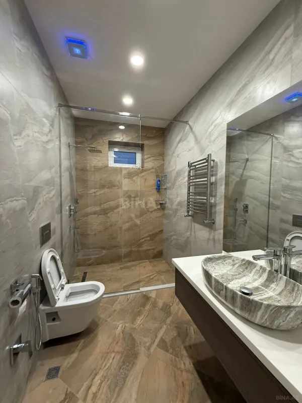 Kirayə verilir 6 otaqlı həyət evi 500 m²