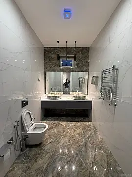 Kirayə verilir 6 otaqlı həyət evi 500 m²