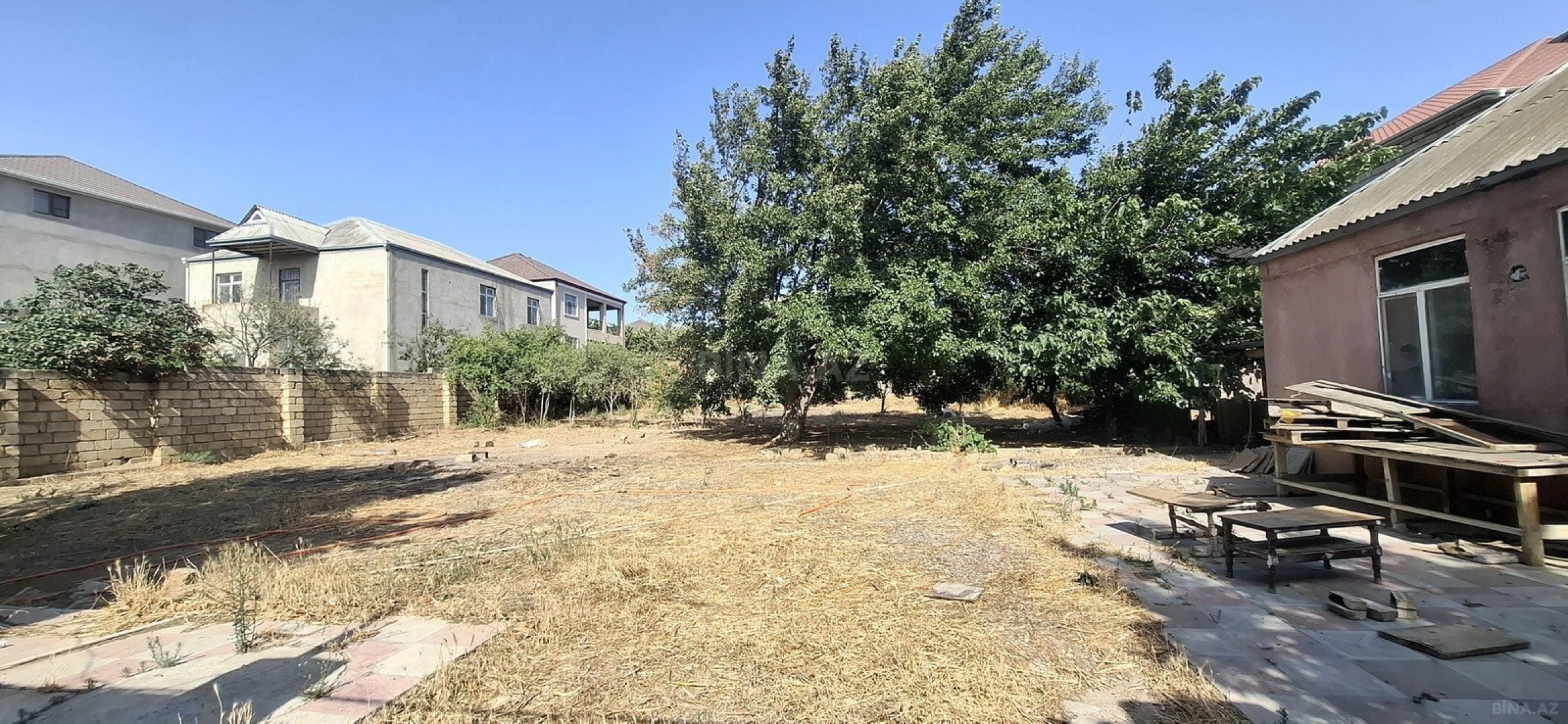 Satılır torpaq sahəsi 10 m²