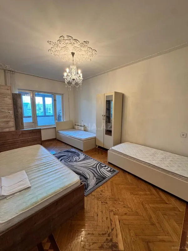 Kirayə verilir 3 otaqlı mənzil 90 m²