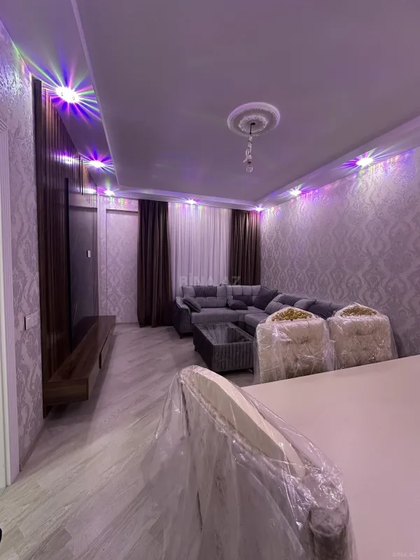 Kirayə verilir 2 otaqlı mənzil 76 m²