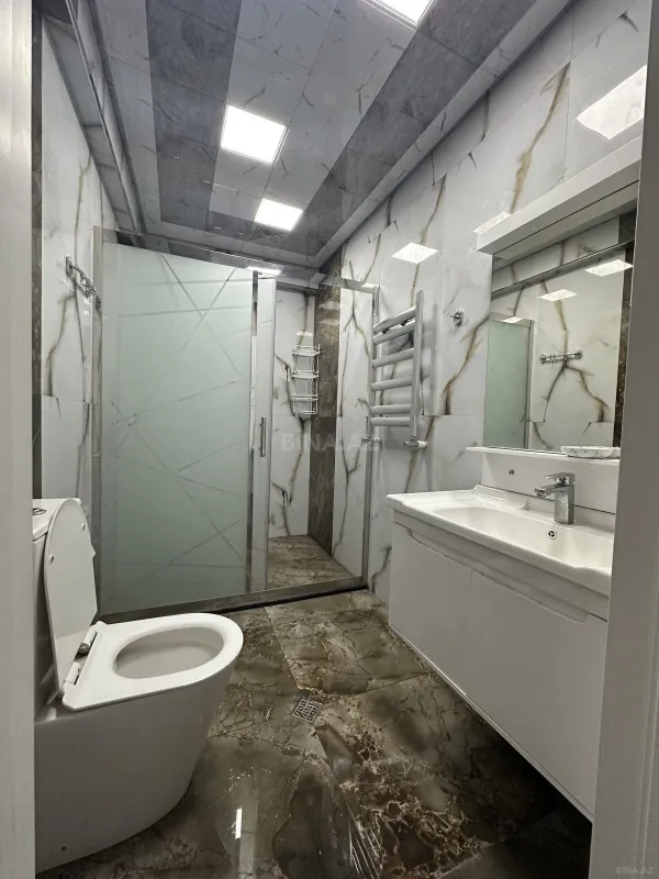 Kirayə verilir 2 otaqlı mənzil 76 m²