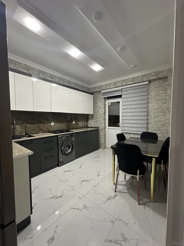 Kirayə verilir 2 otaqlı mənzil 76 m²