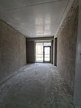 Satılır 3 otaqlı mənzil 169 m²