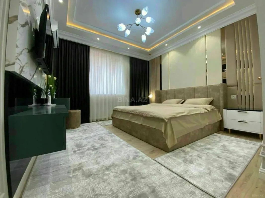 Kirayə verilir 2 otaqlı mənzil 110 m²