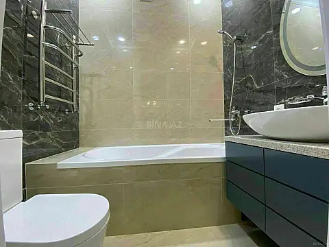 Kirayə verilir 2 otaqlı mənzil 110 m²