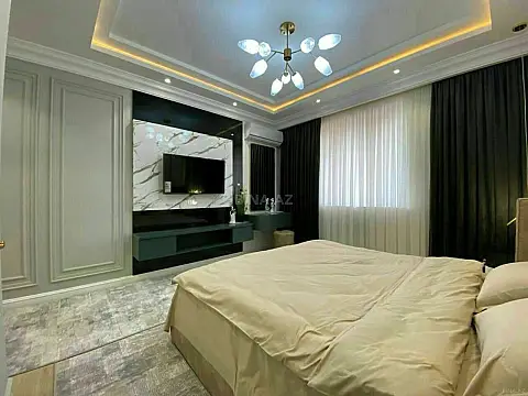 Kirayə verilir 2 otaqlı mənzil 110 m²
